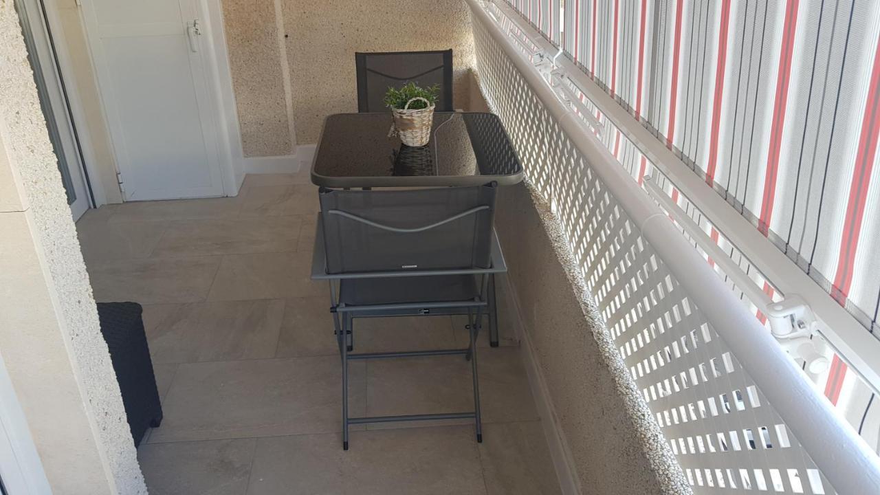 Apartamento Pepi Puerto (Adults Only) Santa Pola Kültér fotó