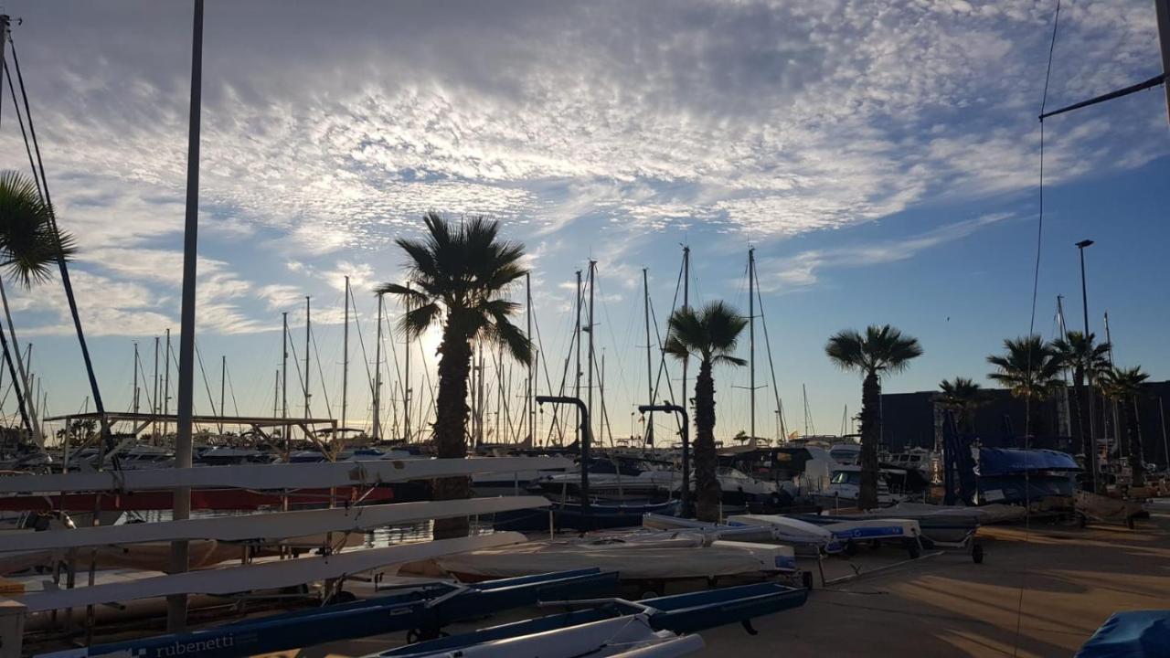 Apartamento Pepi Puerto (Adults Only) Santa Pola Kültér fotó