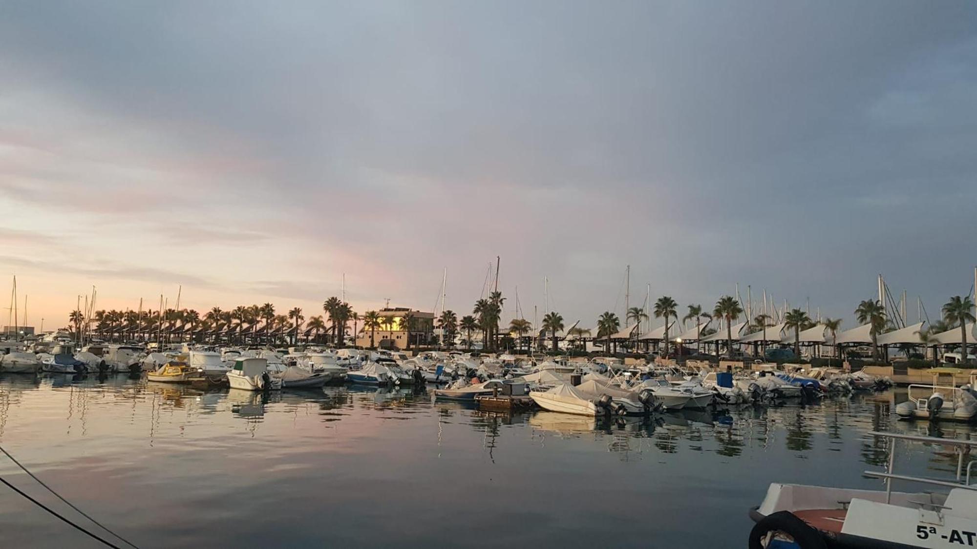 Apartamento Pepi Puerto (Adults Only) Santa Pola Kültér fotó
